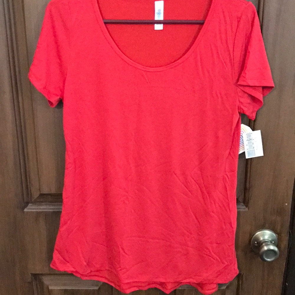 LuLaRoe small classic tee